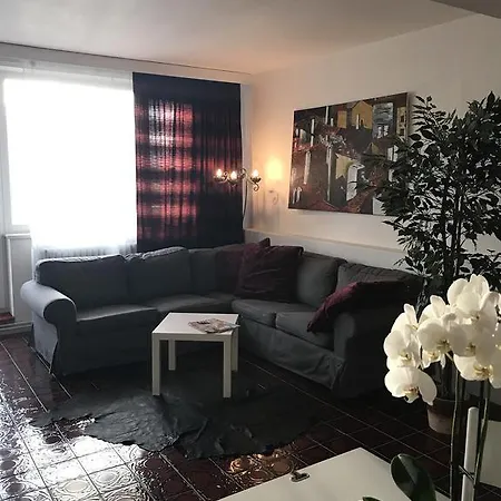 B&B Home 2*