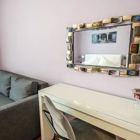 Reflection 2bdr By Ruterra Apartamento Praga