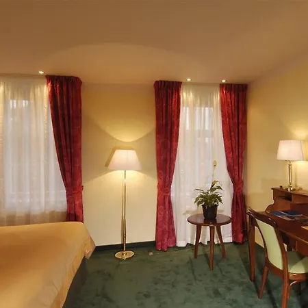 Ea Jeleni Dvur Castle Hotel Prague