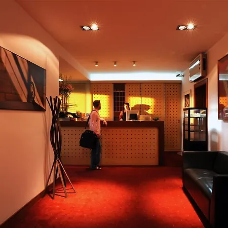 Hotel Art 4*