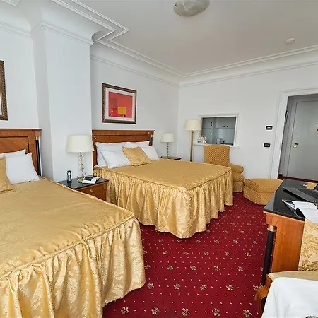Hotel Bologna 4*