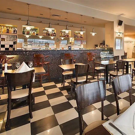 Hotel Bologna 4*