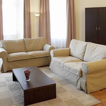Apartament River View *