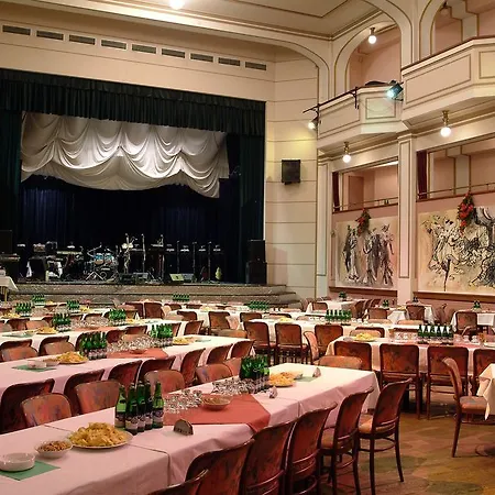 Ariston Hotel 4*