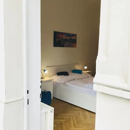 Green Oasis Wenceslas Square Apartamento *