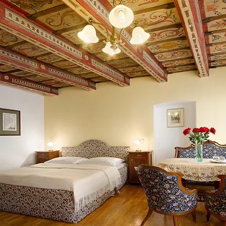 Red Lion 4*