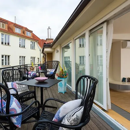 Empirent Design Apartment