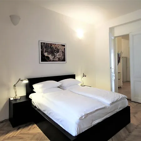 سكن دوسني 6 * براغ