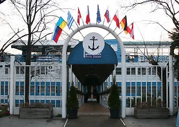 Vodnik 3*
