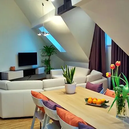 Aparthotel Mooo Downtown 4*