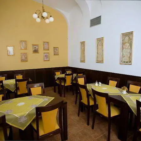 Hotel Petr 3*