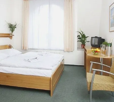Otar Hotel Prague