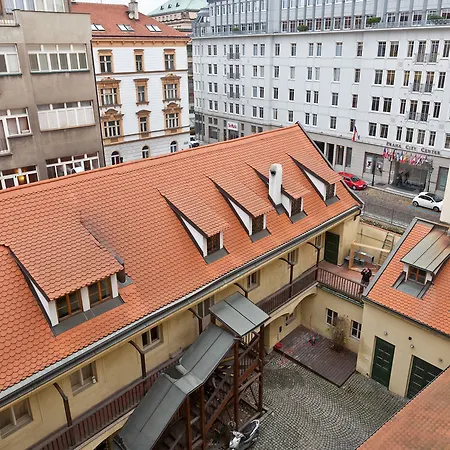 Oasis Aparthotel Prague