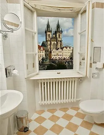 Lippert Hotel 4*
