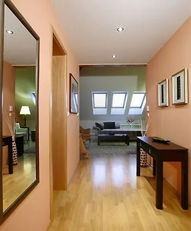 Hunger Aparthotel Praha