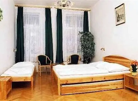 Pension Prague City 3*