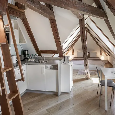 3 Epoques By Adrez Apartment Prague