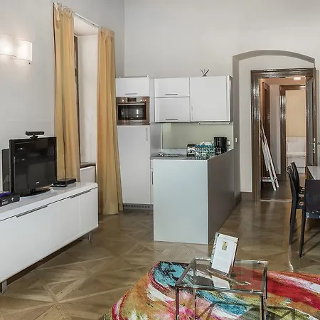 Apartment 3 Epoques By Adrez Prague