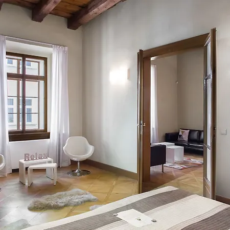 Apartment 3 Epoques By Adrez *