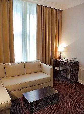 La Boutique 4*