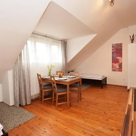 Cisarka Appartement Praag