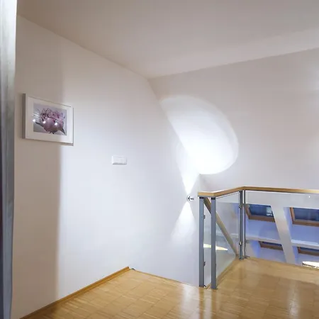 Apartment Modern Charvatova Prague
