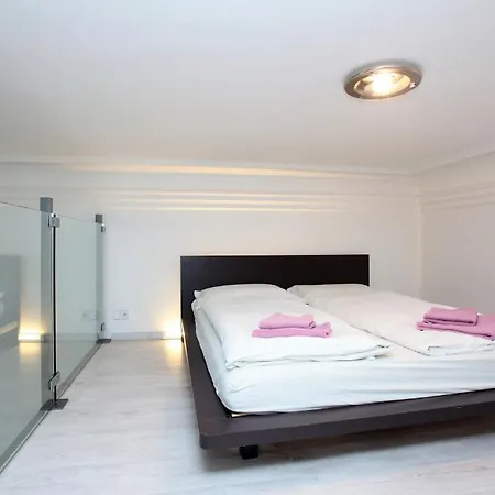 Apartment House - The Modern Flat Prague