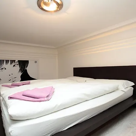 Apartment House - The Modern Flat Prague