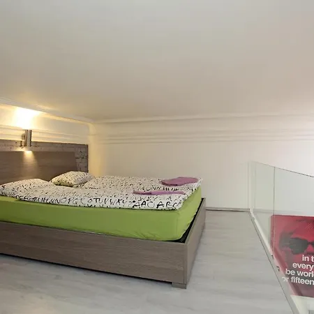 Apartment House - The Modern Flat Prague