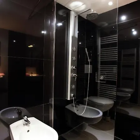 House - The Modern Flat *