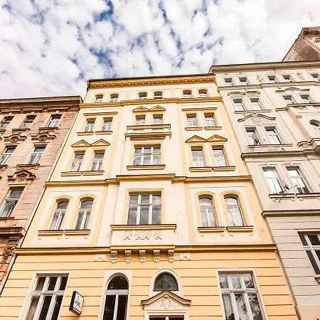 Chill Hill Prague