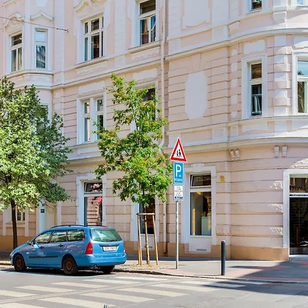 Simackova Apartment