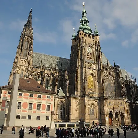 Charles Bridge Appartement *