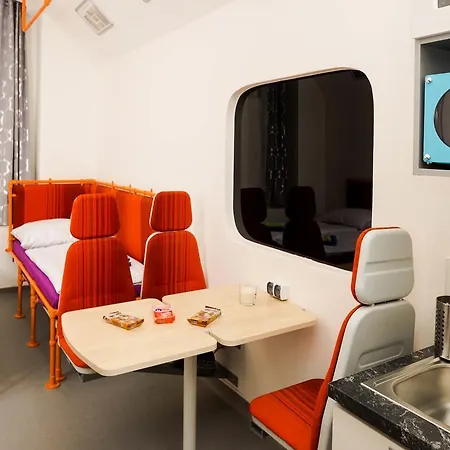Metro By Main Train And Bus Station Apartment