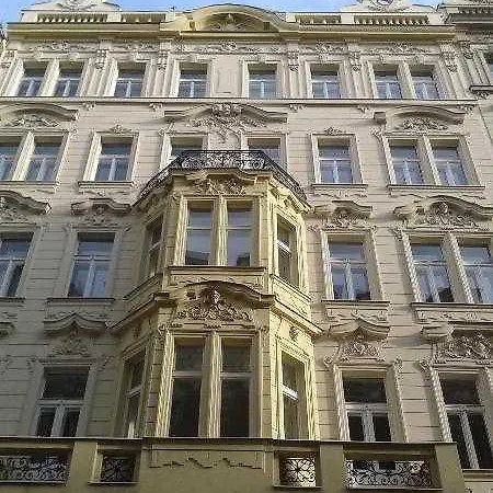 La Ballerina Aparthotel