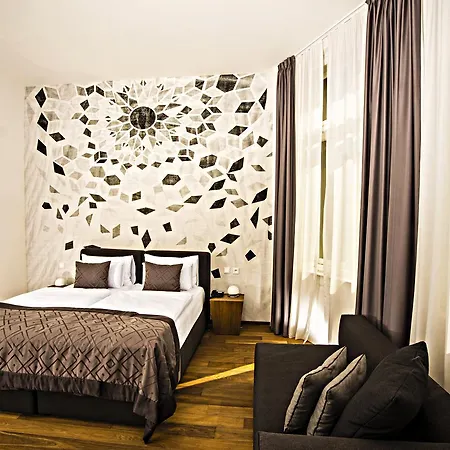 Golden Crown Hotel Prague