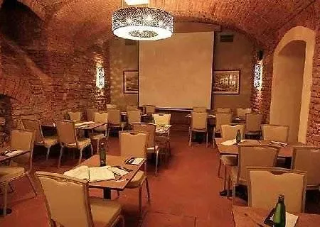 Rott Hotel 4*