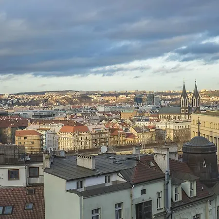 Gregory House Prag