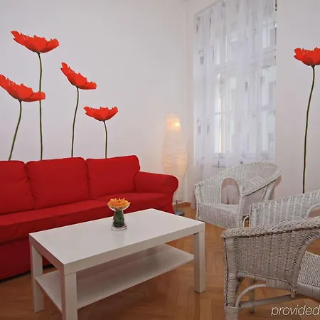 Apartment Leo Old Town