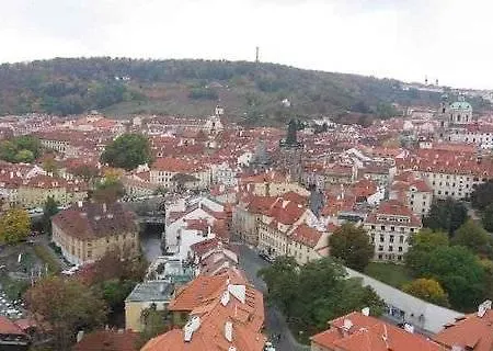 Mostecka 12