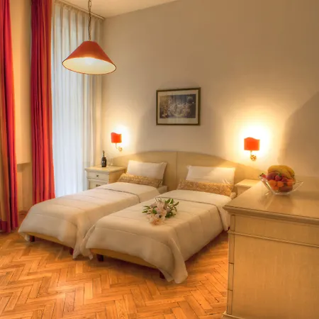Hotel Suite Home Prague Hotel apartamentowy 4*