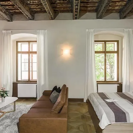 Apartment 3 Epoques By Adrez *