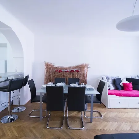 Apartamento Old Town Square 27