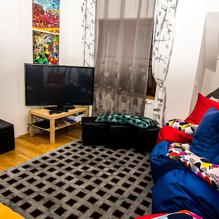 One Míru Prag
