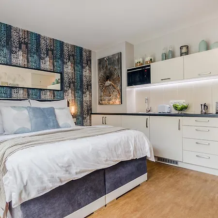 Air Conditioned Terrace Apartment Prague