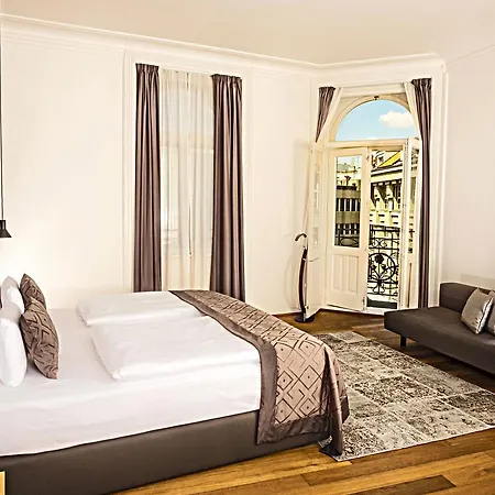 Golden Crown Hotel Prague