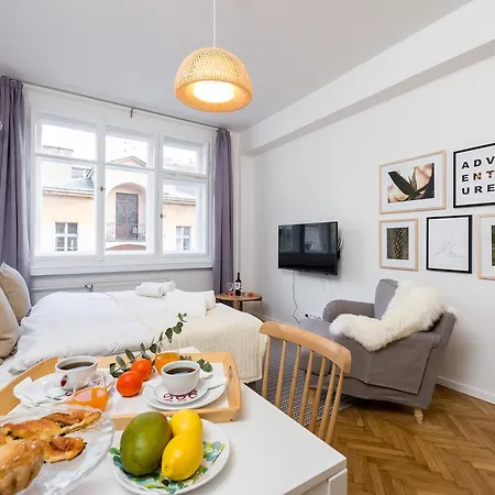 Empirent Petrin Park 4*