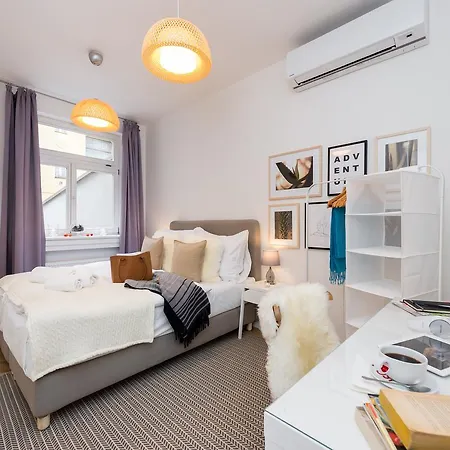 Empirent Petrin Park 4*