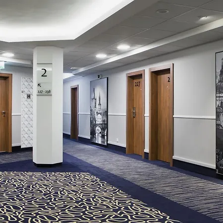 Orea Pyramida 4* Praga