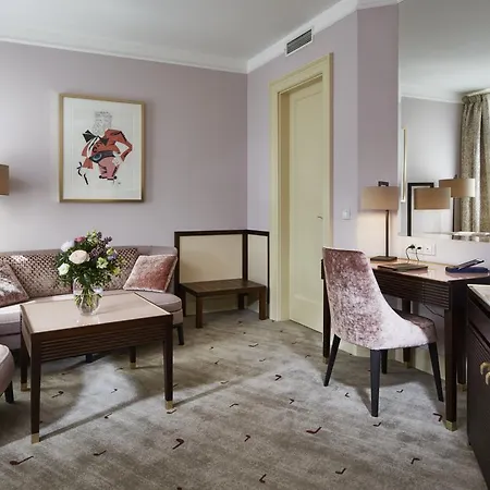 Hotel Aria 5*